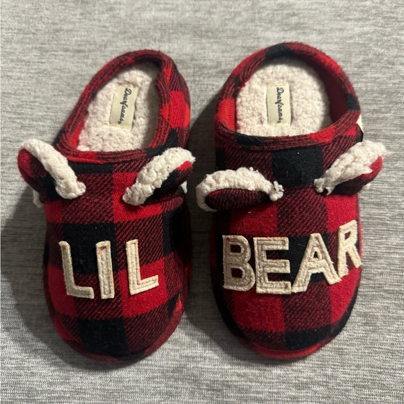 Dearfoams Kids Buffalo Plaid Sherpa Slippers | Bear & Lil Bear - Picture 1 of 3
